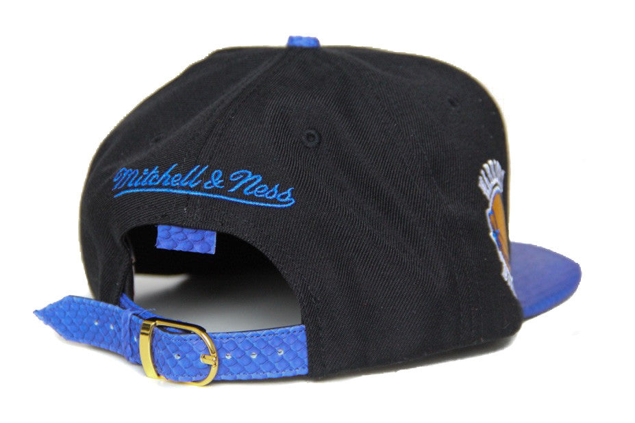 Custom Mitchell & Ness Golden State Warriors The Script Black Strapback