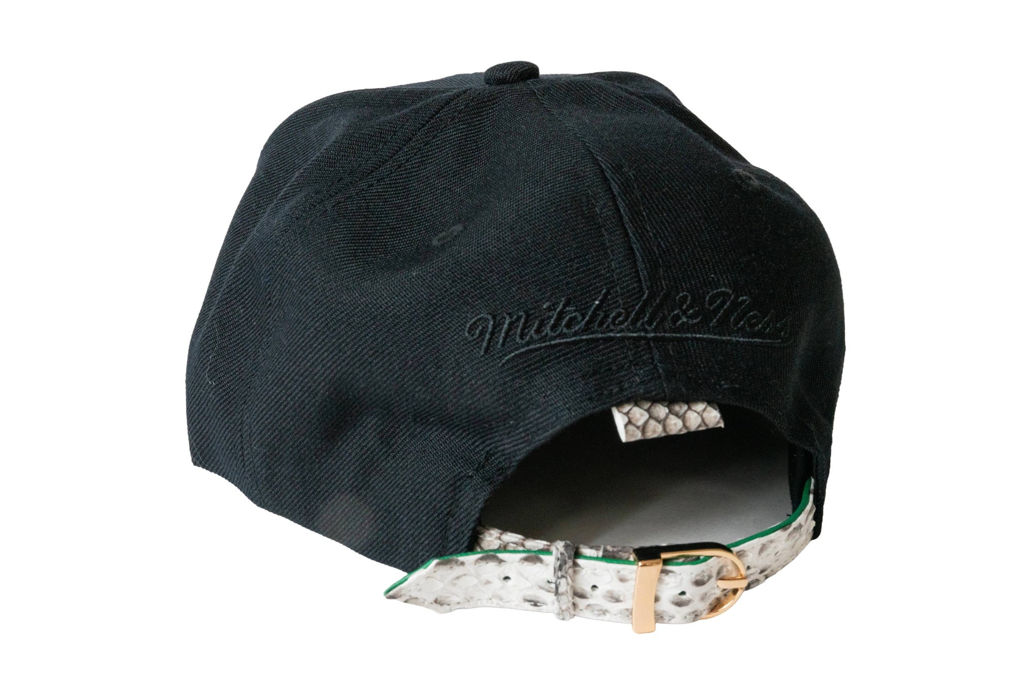 Custom Mitchell & Ness New York Knicks Black New Logo Strapback