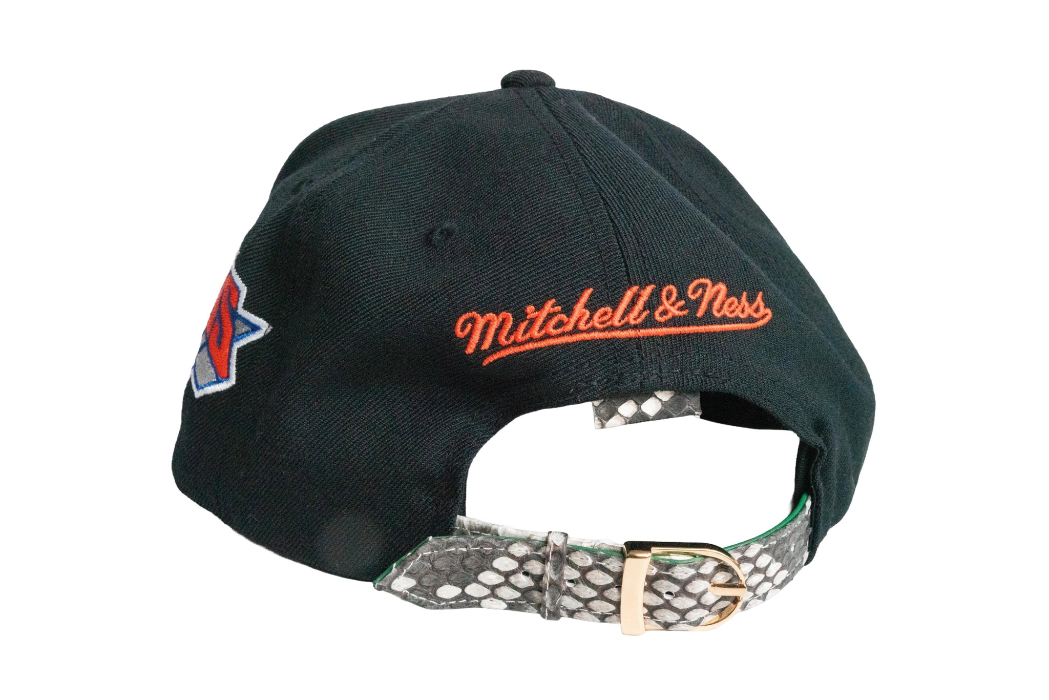 Custom Mitchell & Ness New York Knicks Simple Script Strapback