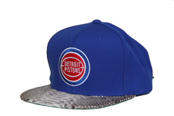 Custom Mitchell & Ness Detroit Pistons Basic Logo Strapback